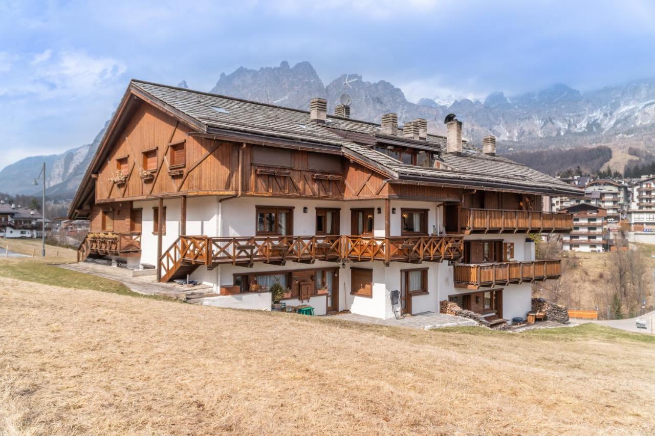 Cortina Lodge Stunning View R&R Кортіна-д'Ампеццо Екстер'єр фото